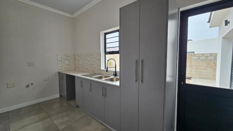 3 Bedroom Property for Sale in Sandy Point Western Cape